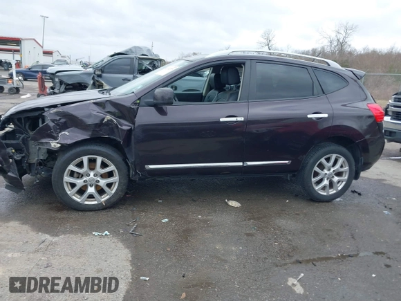 2011 Nissan Rogue SV with VIN JN8AS5MT8BW158557, listed as a IAAI auction lot 41712719 with 140,468 mi miles. Bid and sale history available at carsss.com. Image 14.