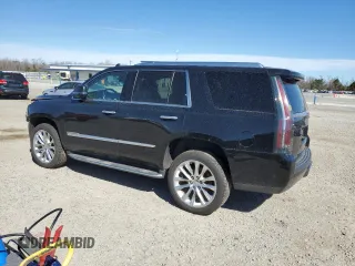 2019 Cadillac Escalade Luxury z VIN 1GYS4BKJ7KR249807, wystawiony jako Copart lot #46796805 z przebiegiem 102 476 mil mil oraz Szkody całkowita. Historia ofert i sprzedaży dostępna na DreamBid. Obrazek 2.