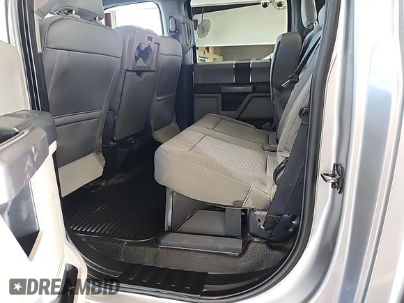 2020 Ford F-250 XL z VIN 1FT7W2B69LED71045, wystawiony jako IAAI lot #42811289 z przebiegiem 102 853 mil mil oraz . Historia ofert i sprzedaży dostępna na DreamBid. Obrazek 23.