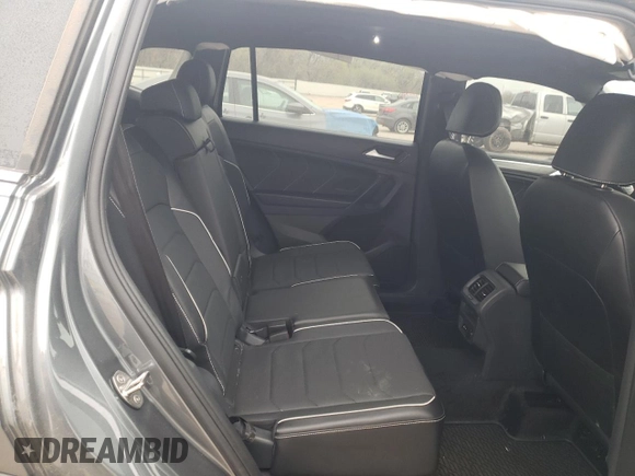 2024 Volkswagen Tiguan SEL R-Line with VIN 3VV4B7AX7RM158394, listed as a Copart auction lot 51044755 with 5,566 mi miles and Salvage title. Bid and sale history available at DreamBid. Image 11.