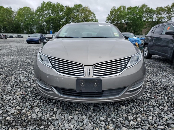 2015 Lincoln MKZ with VIN 3LN6L2J9XFR622989, listed as a Copart auction lot 58037965 with 81,709 mi miles and Salvage title. Bid and sale history available at DreamBid. Image 5.