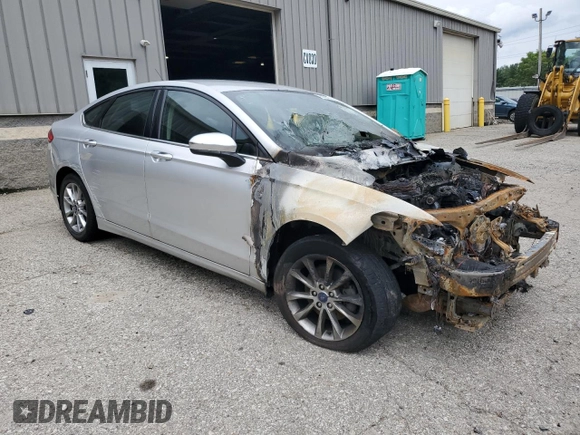 2017 Ford Fusion SE z VIN 3FA6P0H72HR394609, wystawiony jako Copart lot #63386525 z przebiegiem Nie podano mil oraz Szkoda całkowita • Salvage title. Historia ofert i sprzedaży dostępna na DreamBid. Obrazek 4.