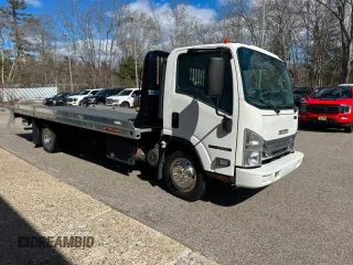 2020 Isuzu NRR IBT z VIN JALE5W165L73026XX, wystawiony jako Copart lot #49186115 z przebiegiem 116 583 mil mil oraz Tytuł czysty. Historia ofert i sprzedaży dostępna na DreamBid. Obrazek 1.