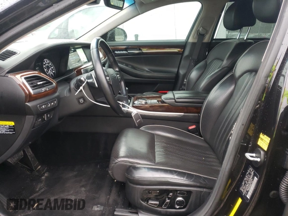 2018 Genesis G90 Premium z VIN KMHG34JA2JU041580, wystawiony jako Copart lot #83837604 z przebiegiem 67 258 mil mil oraz Szkody całkowita. Historia ofert i sprzedaży dostępna na DreamBid. Obrazek 7.
