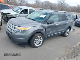 2011 Ford Explorer XLT z VIN 1FMHK8D82BGA18842, wystawiony jako IAAI lot #41558204 z przebiegiem 235 593 mil mil oraz . Historia ofert i sprzedaży dostępna na DreamBid. Obrazek 17.