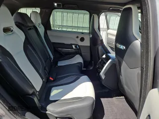 2022 Land Rover Range Rover Sport SVR с VIN SALWZ2RE2NA239229, выставлен на аукционе Copart как лот 51290985 с пробегом 15 952 миль миль и Списание • Salvage title. История ставок и продаж доступна на DreamBid. Изображение 11.