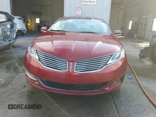 2013 Lincoln MKZ z VIN 3LN6L2G93DR823802, wystawiony jako Copart lot #56592525 z przebiegiem 176 574 mil mil oraz Szkoda całkowita • Salvage title. Historia ofert i sprzedaży dostępna na DreamBid. Obrazek 5.