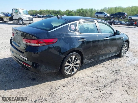 2018 Kia Optima S with VIN 5XXGT4L32JG253680, listed as a IAAI auction lot 41982361 with 204,237 mi miles. Bid and sale history available at carsss.com. Image 4.