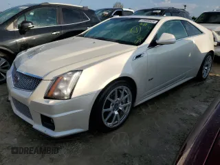 2014 Cadillac CTS-V z VIN 1G6DV1EP6E0123701, wystawiony jako Copart lot #73948924 z przebiegiem Nie podano mil oraz Szkody całkowita. Historia ofert i sprzedaży dostępna na DreamBid. Obrazek 1.