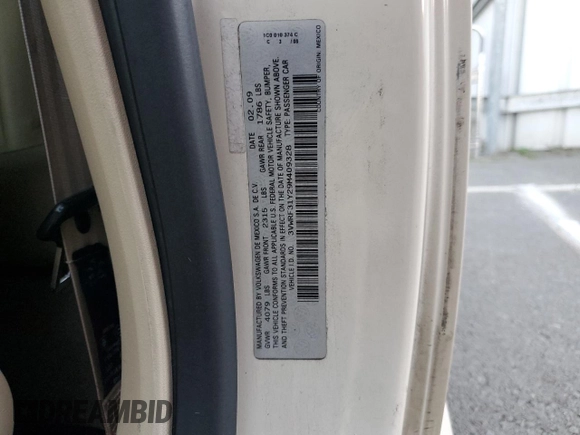 2009 Volkswagen Beetle S with VIN 3VWRF31Y29M409328, listed as a Copart auction lot 87849455 with 69,693 mi miles and Salvage title. Bid and sale history available at DreamBid. Image 12.