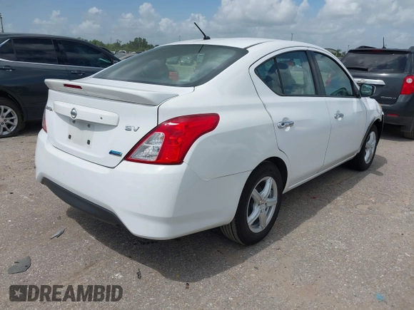 2016 Nissan Versa S с VIN 3N1CN7AP6GL889406, выставлен на аукционе IAAI как лот 42557518 с пробегом 129 206 миль миль и . История ставок и продаж доступна на DreamBid. Изображение 4.