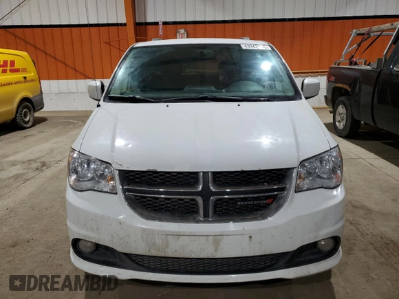 2017 Dodge Grand Caravan Crew Plus with VIN 2C4RDGDG0HR686411, listed as a Copart auction lot 43942305 with 200,408 mi miles and Clean Title. Bid and sale history available at DreamBid. Image 5.