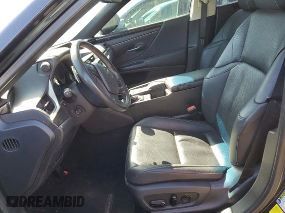 2021 Lexus ES 300h z VIN 58ADA1C1XMU007534, wystawiony jako Copart lot #47998405 z przebiegiem Nie podano mil oraz Szkoda całkowita • Salvage title. Historia ofert i sprzedaży dostępna na DreamBid. Obrazek 7.