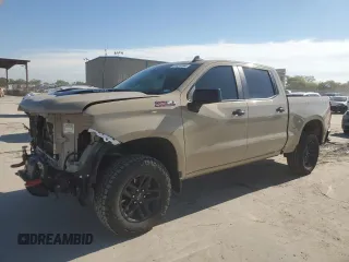 2022 Chevrolet Silverado 1500 LT Trail Boss with VIN 3GCUDFET0NG580297, listed as a Copart auction lot 80829184 with 64,717 mi miles and Salvage Title. Bid and sale history available at DreamBid. Image 1.