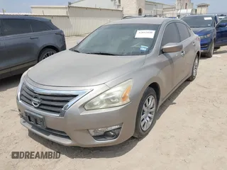 2015 Nissan Altima S with VIN 1N4AL3AP0FN341263, listed as a IAAI auction lot 42052040 with 137,546 mi miles and . Bid and sale history available at carsss.com. Image 6.