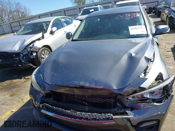 2015 Infiniti Q50 Premium with VIN JN1BV7AP0FM345726, listed as a IAAI auction lot 41860740 with 1 mi miles. Bid and sale history available at carsss.com. Image 12.