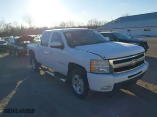 2009 Chevrolet Silverado 1500 LTZ with VIN 3GCEK33349G164495, listed as a IAAI auction lot 41311466 with 154,845 mi miles. Bid and sale history available at carsss.com. Image 1.