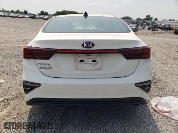 2021 Kia Forte LXS с VIN 3KPF24AD4ME263358, выставлен на аукционе Copart как лот 60542905 с пробегом 82 900 миль миль и Списание • Salvage title. История ставок и продаж доступна на DreamBid. Изображение 6.