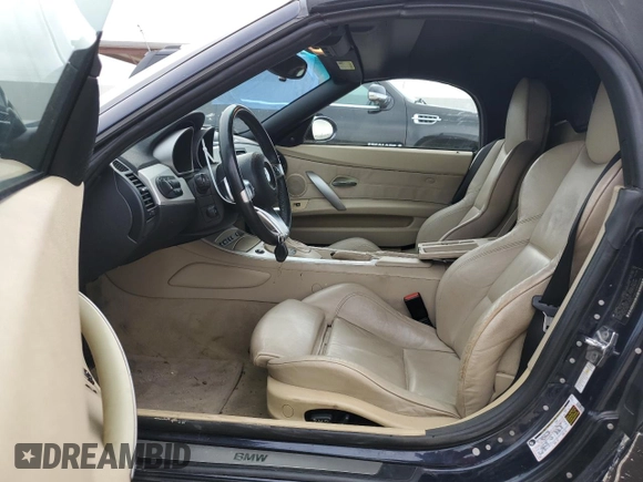 2008 BMW Z4 3.0si with VIN 4USBU535X8LX85696, listed as a Copart auction lot 70041534 with 87,989 mi miles and Salvage Title. Bid and sale history available at carsss.com. Image 7.