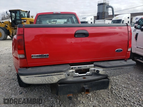 2005 Ford F-450 with VIN 1FDXW47P15EA28273, listed as a Copart auction lot 46141824 with 114,831 mi miles and Salvage title. Bid and sale history available at DreamBid. Image 6.