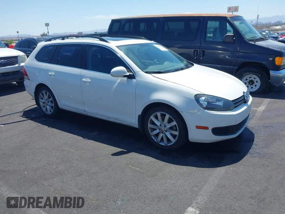 2010 Volkswagen Jetta TDI with VIN 3VWTL7AJ4AM669372, listed as a IAAI auction lot 42379252 with 214,274 mi miles and . Bid and sale history available at DreamBid. Image 1.