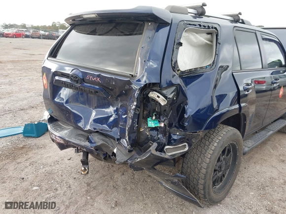 2019 Toyota 4Runner SR5 with VIN JTEZU5JR3K5200409, listed as a IAAI auction lot 41154305 with 64,935 mi miles. Bid and sale history available at carsss.com. Image 6.