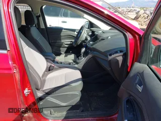 2013 Ford Escape SE with VIN 1FMCU9GX3DUD18357, listed as a IAAI auction lot 42104443 with 175,391 mi miles. Bid and sale history available at carsss.com. Image 5.