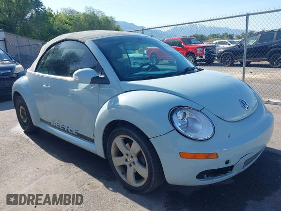 2006 Volkswagen Beetle with VIN 3VWSF31YX6M323407, listed as a IAAI auction lot 42330968 with 172,664 mi miles and . Bid and sale history available at DreamBid. Image 1.