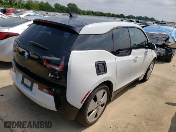2015 BMW i3 with VIN WBY1Z4C57FV278283, listed as a Copart auction lot 56382823 with 137,141 mi miles. Bid and sale history available at carsss.com. Image 3.