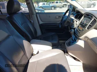 2001 Toyota Highlander z VIN JTEGF21A510010990, wystawiony jako IAAI lot #42329875 z przebiegiem 242 301 mil mil oraz . Historia ofert i sprzedaży dostępna na DreamBid. Obrazek 5.
