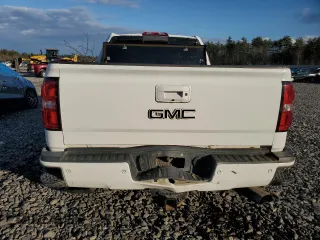 2019 GMC Sierra 2500HD Denali with VIN 1GT12SEY2KF132248, listed as a Copart auction lot 84638294 with 89,115 mi miles and Salvage Title. Bid and sale history available at carsss.com. Image 6.
