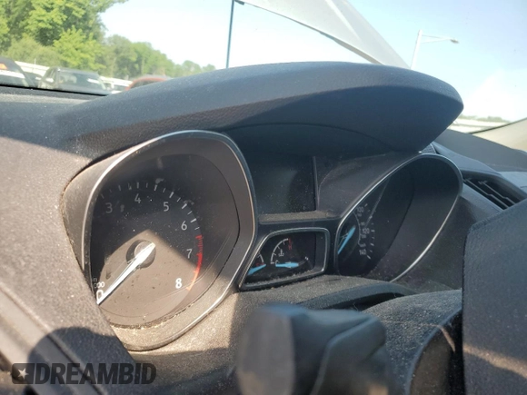 2017 Ford Escape SE z VIN 1FMCU9G99HUF01057, wystawiony jako Copart lot #60351695 z przebiegiem Nie podano mil oraz Czysty tytuł • Clean title. Historia ofert i sprzedaży dostępna na DreamBid. Obrazek 9.