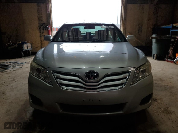 2011 Toyota Camry LE with VIN JTNBF3EK3B3012286, listed as a Copart auction lot 54500015 with 122,070 mi miles and Clean Title. Bid and sale history available at carsss.com. Image 5.