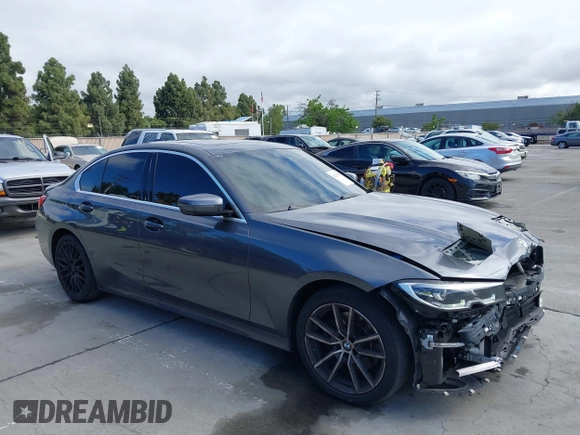 2021 BMW 3 Series 330i z VIN 3MW5R1J03M8B78350, wystawiony jako IAAI lot #42255695 z przebiegiem 49 158 mil mil oraz . Historia ofert i sprzedaży dostępna na DreamBid. Obrazek 6.