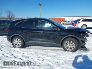 2025 Ford Escape Active with VIN 1FMCU0GN5SUA35224, listed as a IAAI auction lot 41320191 with 563 mi miles. Bid and sale history available at carsss.com. Image 14.