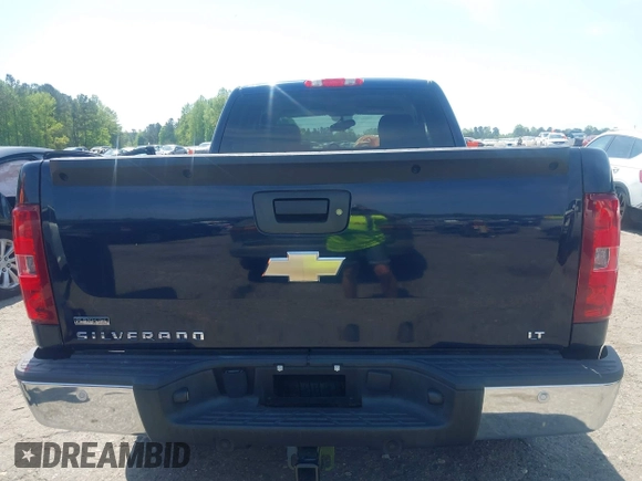2011 Chevrolet Silverado 1500 LT with VIN 1GCRCSE08BZ413513, listed as a IAAI auction lot 42018003 with 83,436 mi miles and . Bid and sale history available at DreamBid. Image 16.