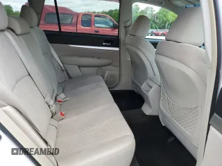 2013 Subaru Outback Premium z VIN 4S4BRCCC3D3303408, wystawiony jako Copart lot #54954385 z przebiegiem 135 960 mil mil oraz Szkoda całkowita • Salvage title. Historia ofert i sprzedaży dostępna na DreamBid. Obrazek 11.