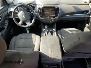 2018 Chevrolet Traverse LT Cloth with VIN 1GNERGKW1JJ218862, listed as a Copart auction lot 61662825 with 152,342 mi miles and Salvage title. Bid and sale history available at DreamBid. Image 8.