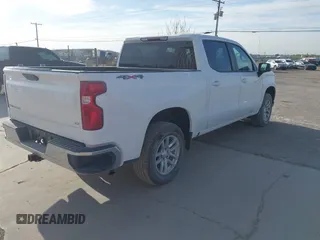 2019 Chevrolet Silverado 1500 LT with VIN 3GCUYDED5KG111414, listed as a IAAI auction lot 42059458 with 162,238 mi miles. Bid and sale history available at carsss.com. Image 4.