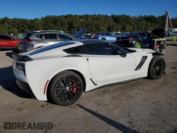 2018 Chevrolet Corvette Z06 2LZ with VIN 1G1YS2D68J5601645, listed as a Copart auction lot 82143484 with 30,178 mi miles and Salvage Title. Bid and sale history available at carsss.com. Image 3.