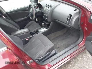 2012 Nissan Altima S z VIN 1N4AL2AP1CN531451, wystawiony jako IAAI lot #40801095 z przebiegiem 200 043 mil mil oraz . Historia ofert i sprzedaży dostępna na DreamBid. Obrazek 5.