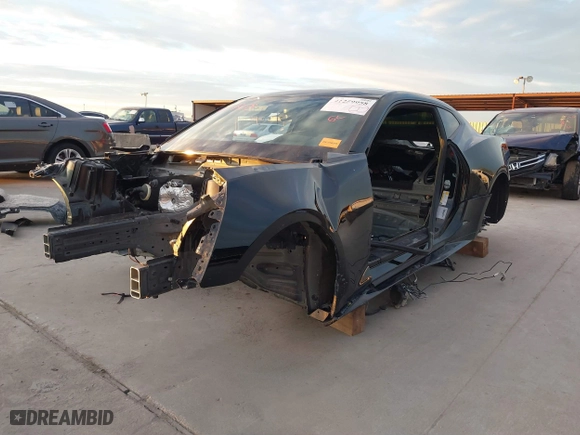 2019 Chevrolet Camaro ZL1 with VIN 1G1FK1R65K0130286, listed as a IAAI auction lot 41259958 with 1 mi miles. Bid and sale history available at carsss.com. Image 2.