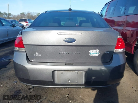 2011 Ford Focus SE with VIN 1FAHP3FN7BW172552, listed as a IAAI auction lot 41931964 with 33,553 mi miles. Bid and sale history available at carsss.com. Image 17.