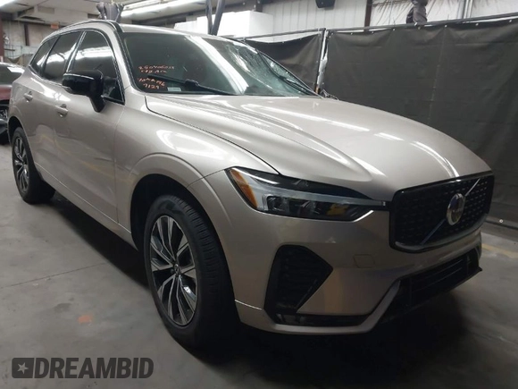 2024 Volvo XC60 Core Dark Theme z VIN YV4L12RK5R1837129, wystawiony jako IAAI lot #41988882 z przebiegiem Nie podano mil oraz . Historia ofert i sprzedaży dostępna na DreamBid. Obrazek 1.
