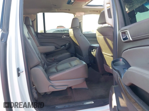 2018 GMC Yukon XL Denali with VIN 1GKS2HKJ2JR183877, listed as a IAAI auction lot 41652039 with 123,075 mi miles. Bid and sale history available at carsss.com. Image 8.