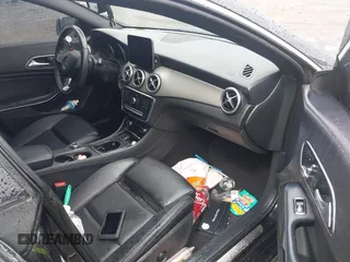 2018 Mercedes-Benz CLA 250 z VIN WDDSJ4EB0JN657205, wystawiony jako IAAI lot #42304072 z przebiegiem 64 498 mil mil oraz . Historia ofert i sprzedaży dostępna na DreamBid. Obrazek 5.