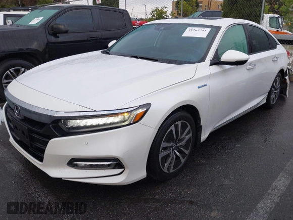 2018 Honda Accord Touring with VIN 1HGCV3F92JA016932, listed as a IAAI auction lot 41765295 with 68,879 mi miles and . Bid and sale history available at DreamBid. Image 18.