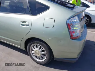 2008 Toyota Prius with VIN JTDKB20U283428437, listed as a IAAI auction lot 42018524 with 124,590 mi miles. Bid and sale history available at carsss.com. Image 6.