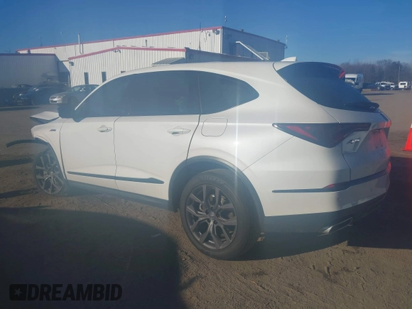 2024 Acura MDX w/A-Spec Package with VIN 5J8YE1H01RL009432, listed as a IAAI auction lot 41190143 with 1 mi miles. Bid and sale history available at carsss.com. Image 3.