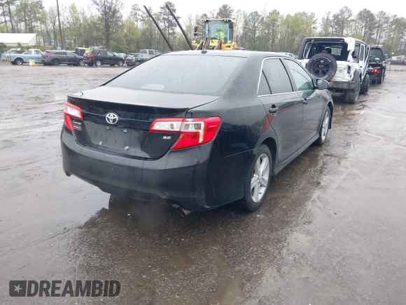 2012 Toyota Camry L with VIN 4T1BF1FK8CU017305, listed as a IAAI auction lot 42030659 with 221,079 mi miles. Bid and sale history available at carsss.com. Image 4.